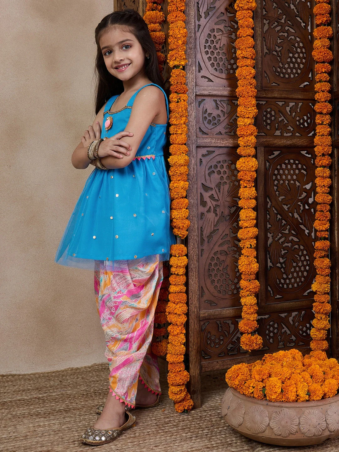 Girls Ethnic Motifs Embroidered Regular Kurti With Dhoti Pants (DH-BLUEFOILTIKLI) - Image 5