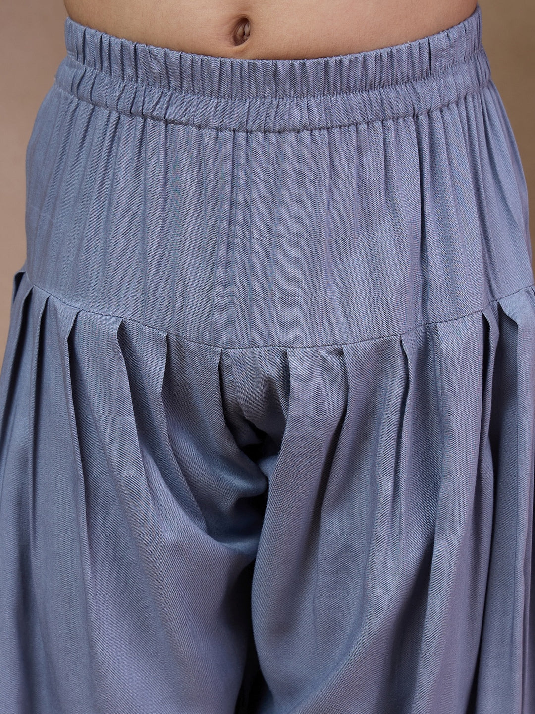 Boys Mandarin Collar Floral Printed Regular Kurta With Pyjamas (KP-GREYPEACH) - Image 7