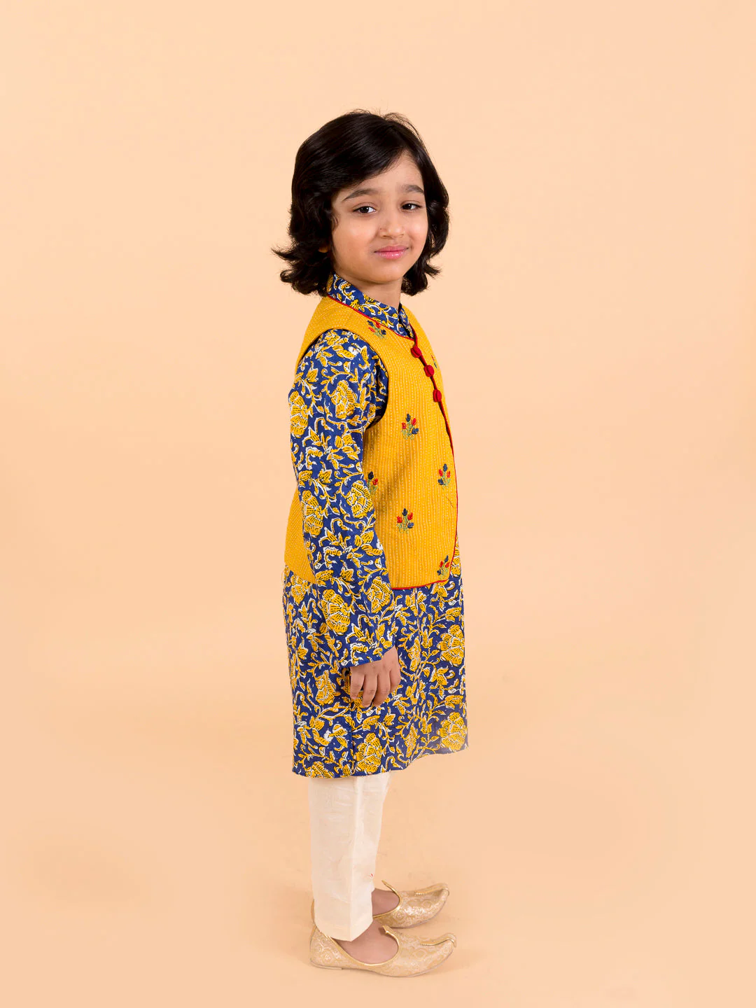 Boys Navy Blue Floral Printed Pure Cotton Kurta with Trousers & With Dupatta (Kp-Navyjaal) - Image 3