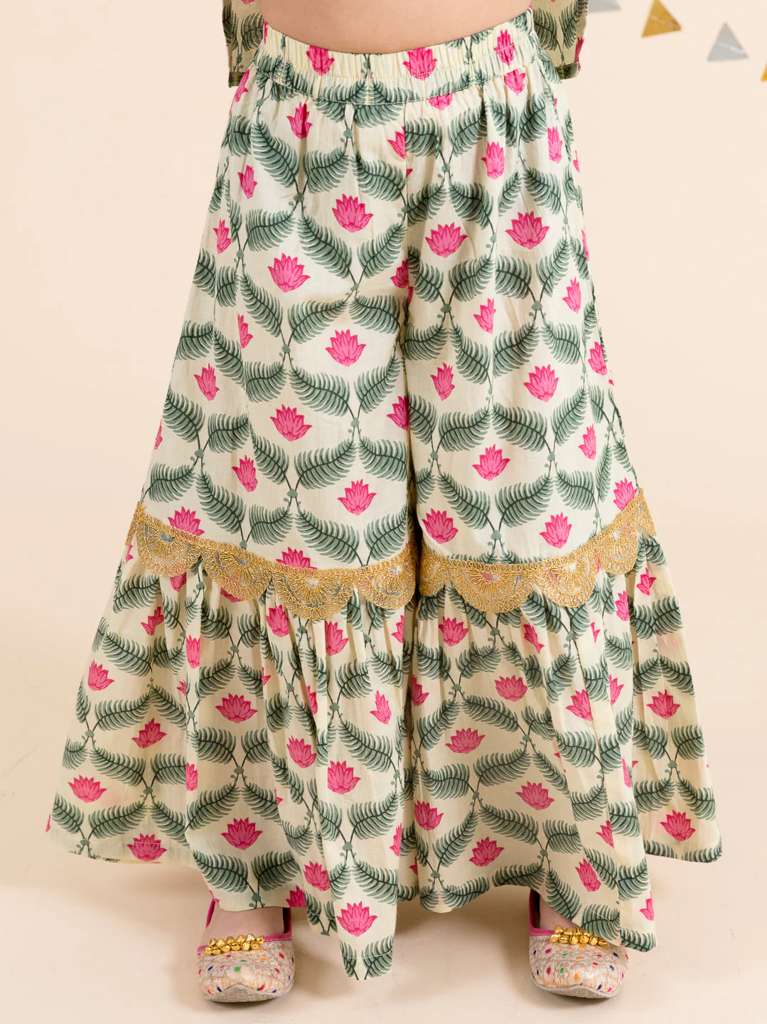 Girls Off White Floral Yoke Design Empire Pure Cotton Kurti with Skirt & With Dupatta (Sha-lotus) - Image 5