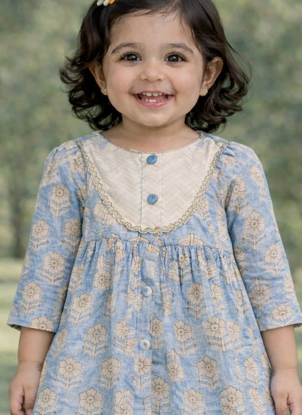 Pspeaches Baby Girl Printed Kurta Pajama Set (ing-bluebooti) - Image 4