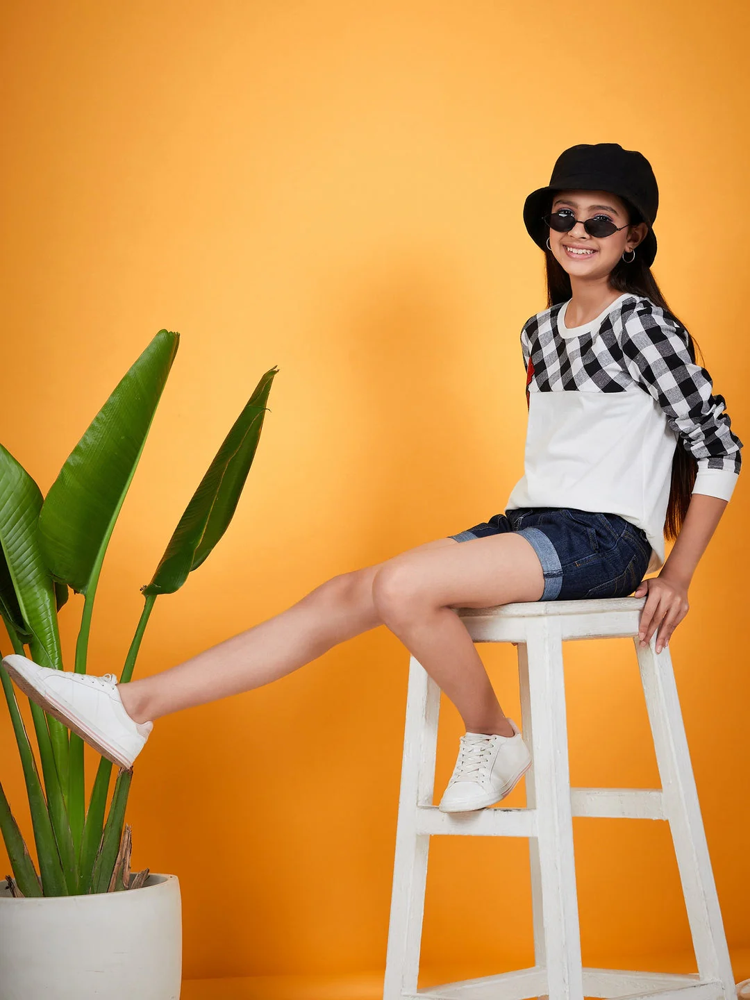 Girls Checked Round Neck Long Sleeves Applique Cotton Top (t-blackrose) - Image 7